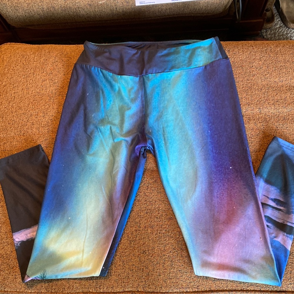 Woman’s One size (4-14), Amelia Rose leggings (beach theme)
